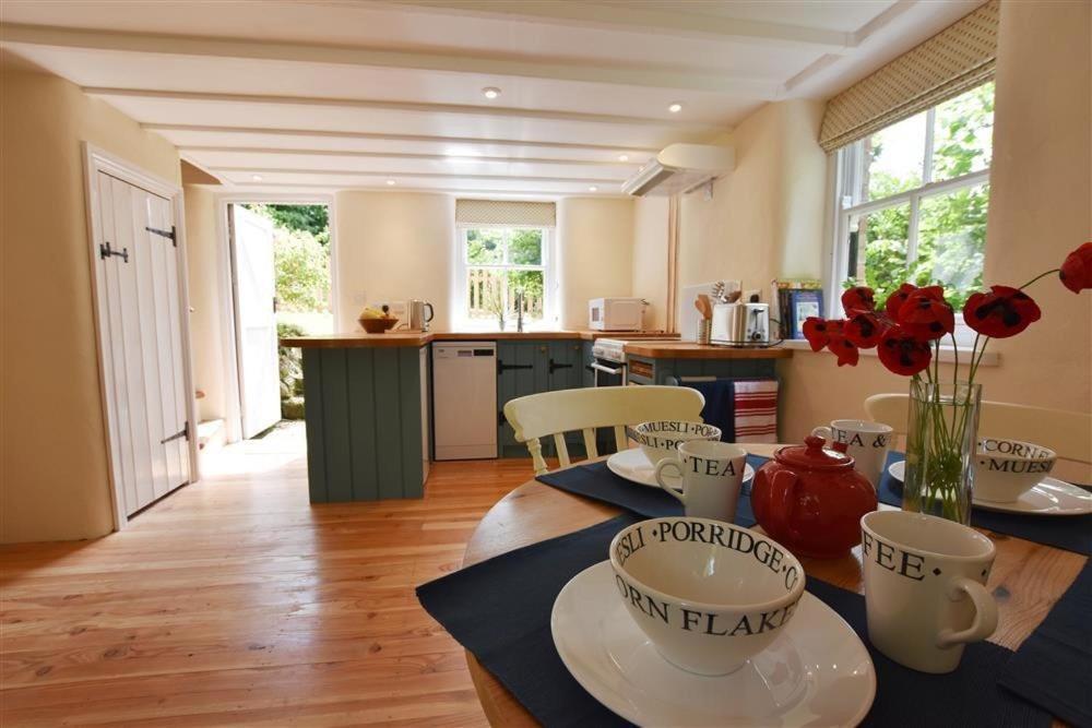 Cwmbrandy Cottage Fishguard Extérieur photo
